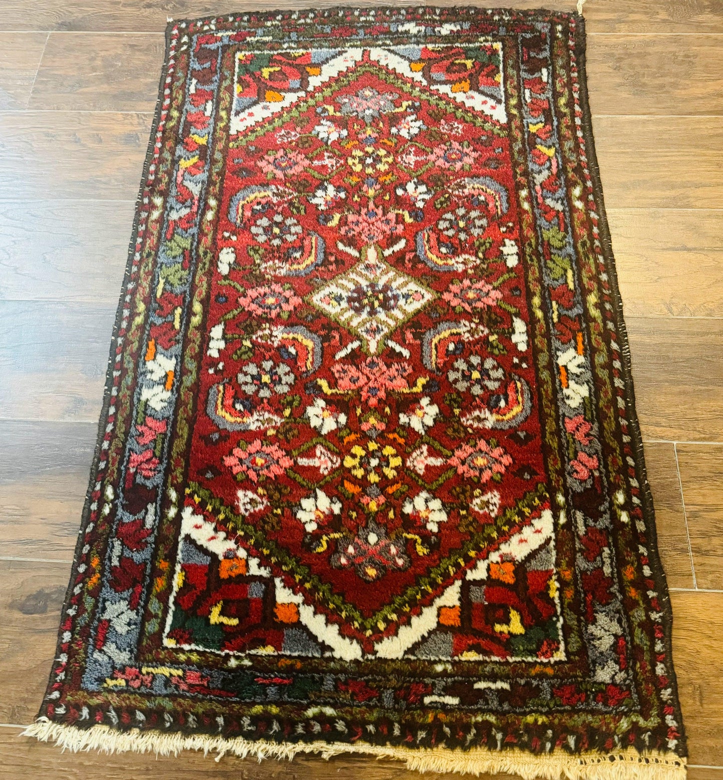 Small Red Persian Tribal Rug 2.6 x 4, Wool Rug, Persian Hamadan Rug - Nuvé