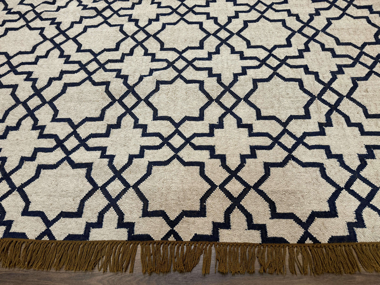 Indian Kilim Rug 8x10, Oat and Navy Blue, Dhurrie Carpet, Handmade, Wool - Nuvé