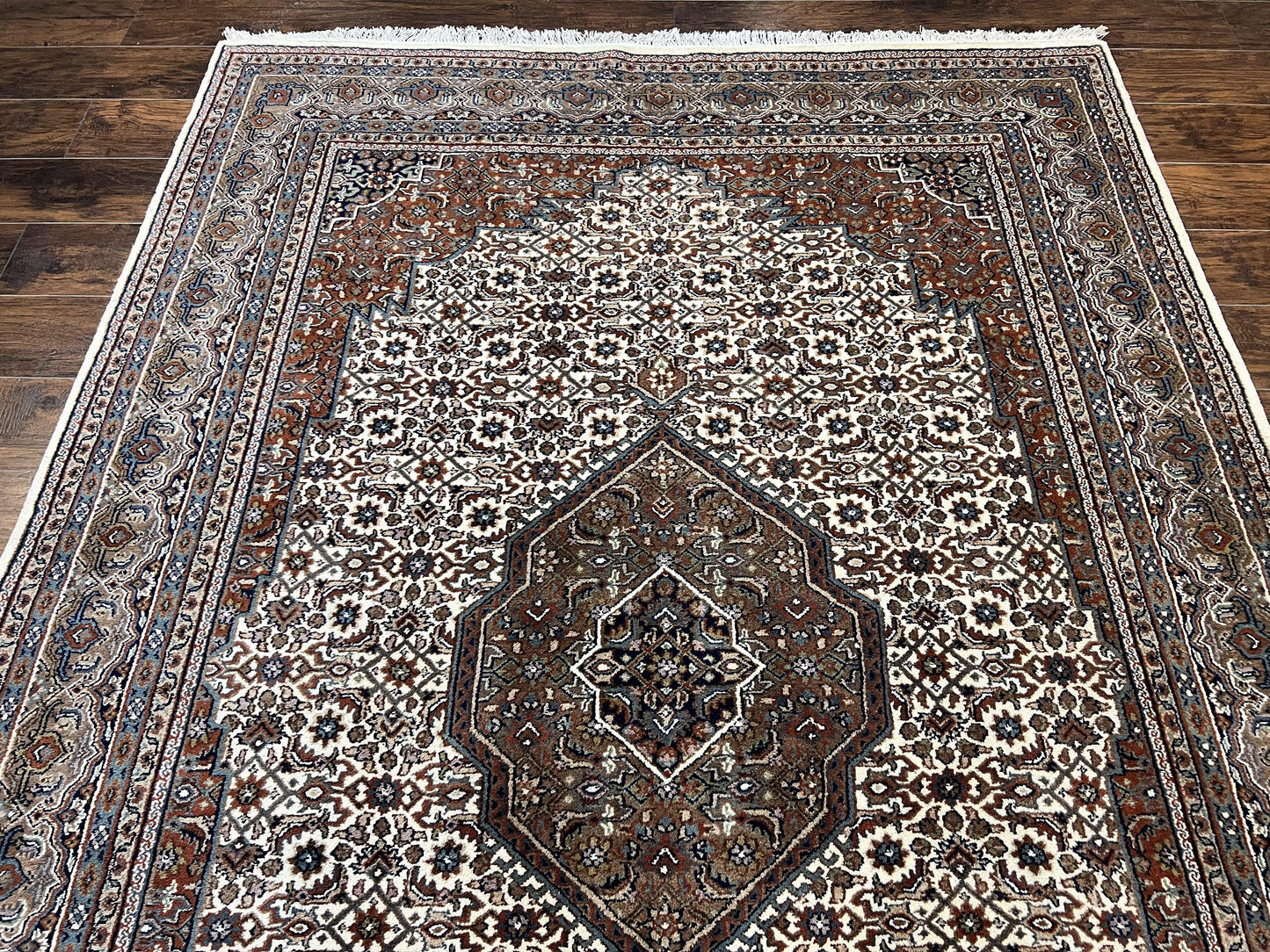 Indo Persian Rug 7x10 ft, Hand Knotted Wool Vintage Oriental Carpet 7 x 10, Traditional Handmade Herati Bidjar Cream Rug, Medallion Rug - Nuvé