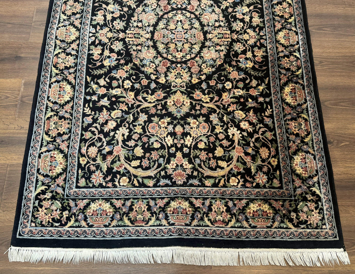 Sino Persian Rug 4x6, Very Fine 260 KPSI, Floral Medallion, Hand Knotted Wool Carpet - Nuvé