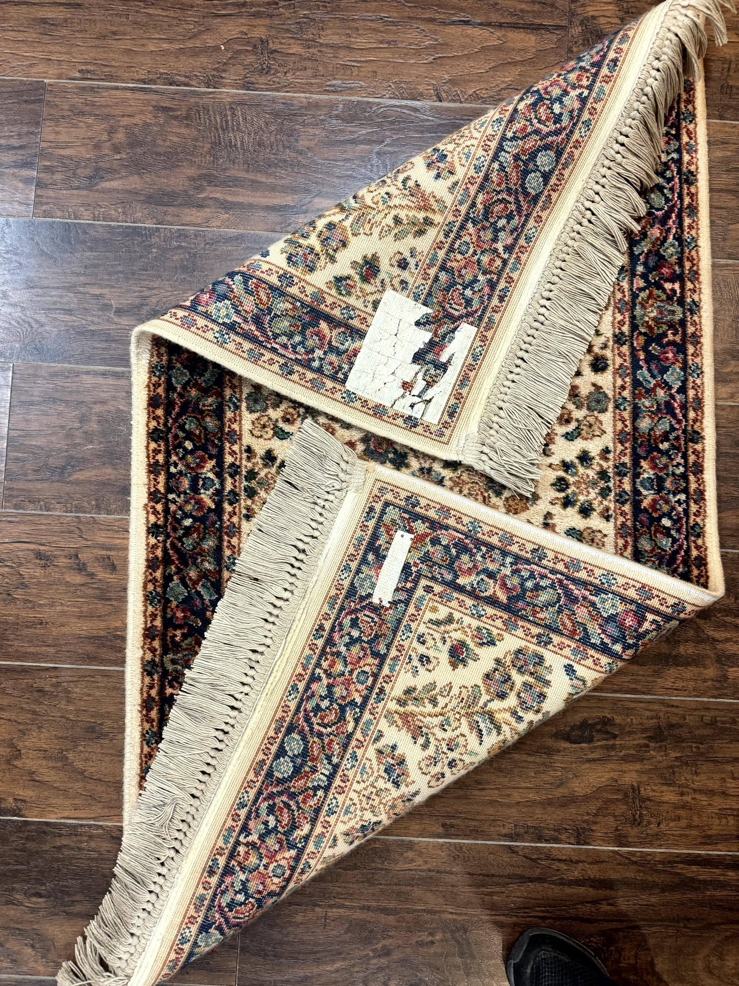Karastan Rug 2.6 x 4, Karastan Ivory Sarouk #760, Vintage Wool Pile Small Karastan Carpet, Original Collection 700 Series Discontinued - Nuvé
