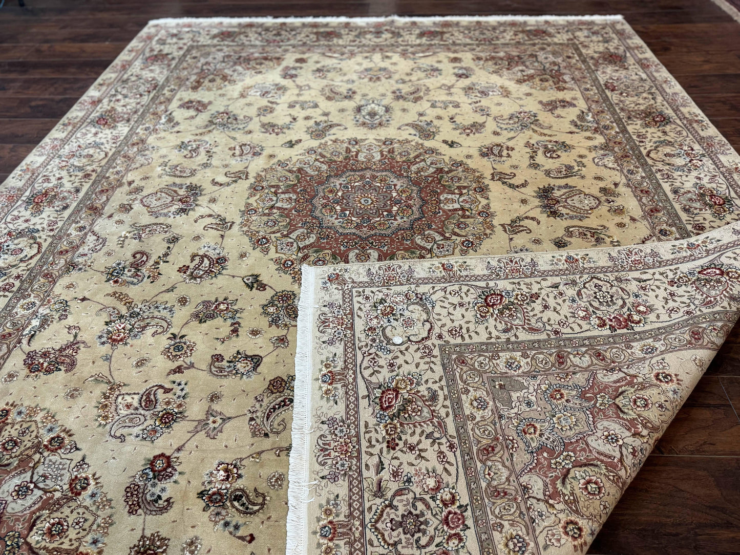 Sino Persian Rug 8x10, Wool and Silk Highlights, 290 KPSI, Floral Medallion - Nuvé