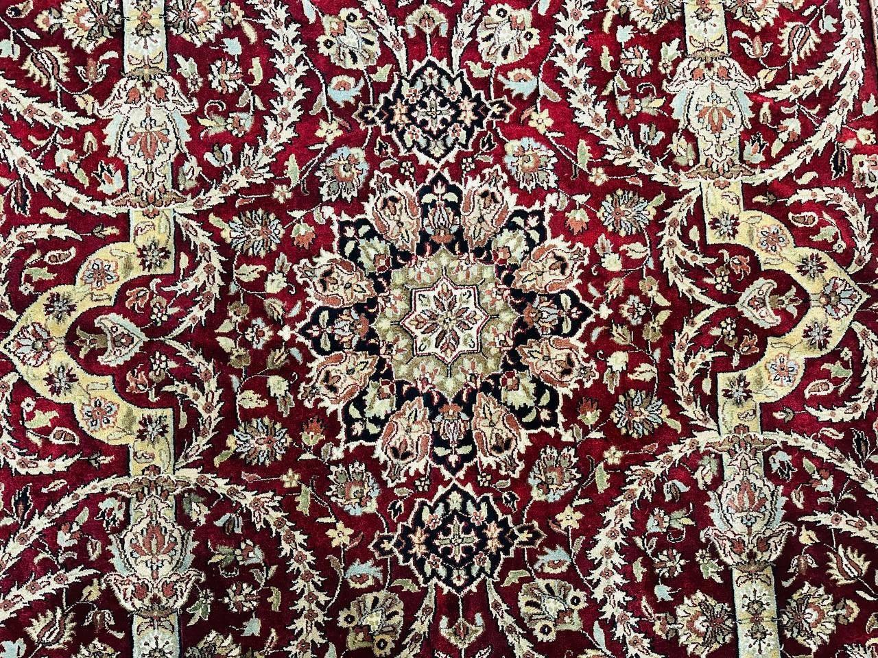 Indo Persian Rug 8x10, Red Vintage Wool Traditional Carpet, Floral, Handmade - Nuvé