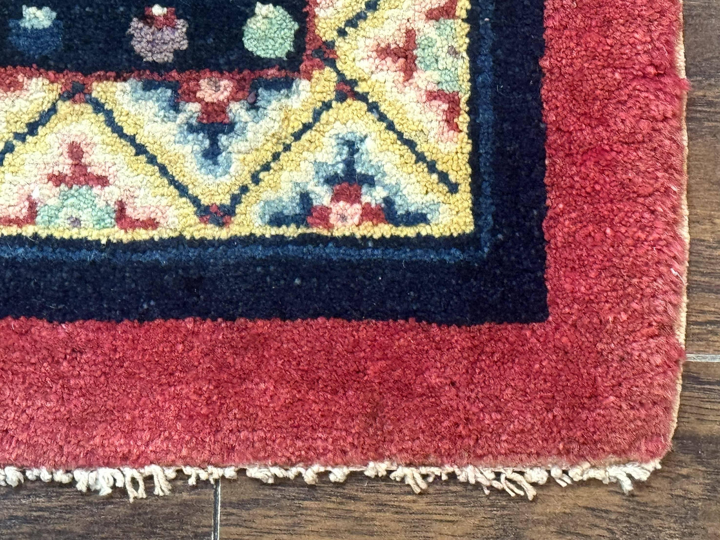 Antique Small Chiense Square Rug 2x2 ft, Wool Chinese Rug - Nuvé