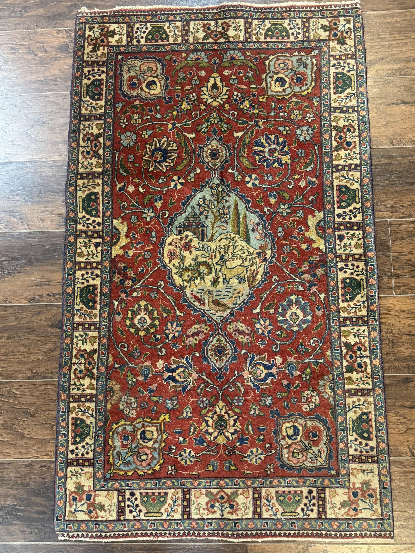 Small Persian Tabriz Rug 2.8 x 4.7, Red, Animal Pictorials, Semi Antique Vintage - Nuvé