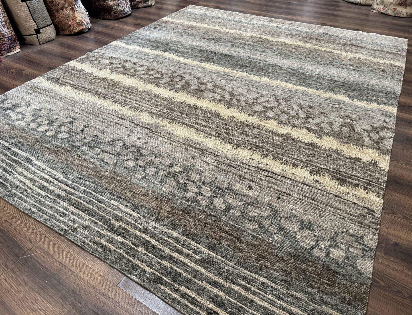 Modern Tibetan Wool Rug 8x10, Abstract, Contemporary, Handmade, Gray, Stripes - Nuvé