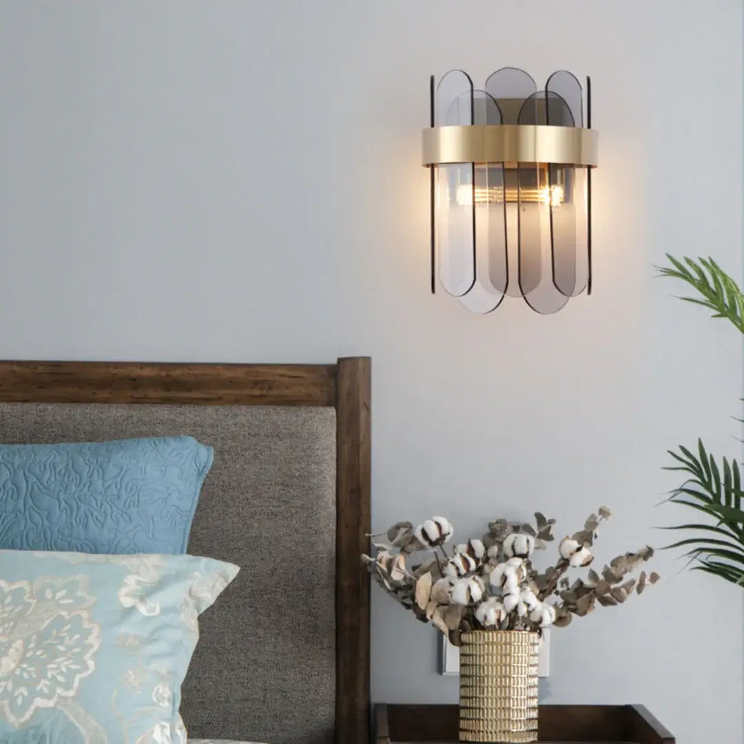 Gold Oval Glass Wall Lamp - Nuvé