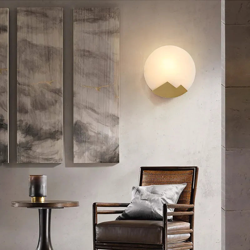 Alabaster Brass Wall Light - Nuvé