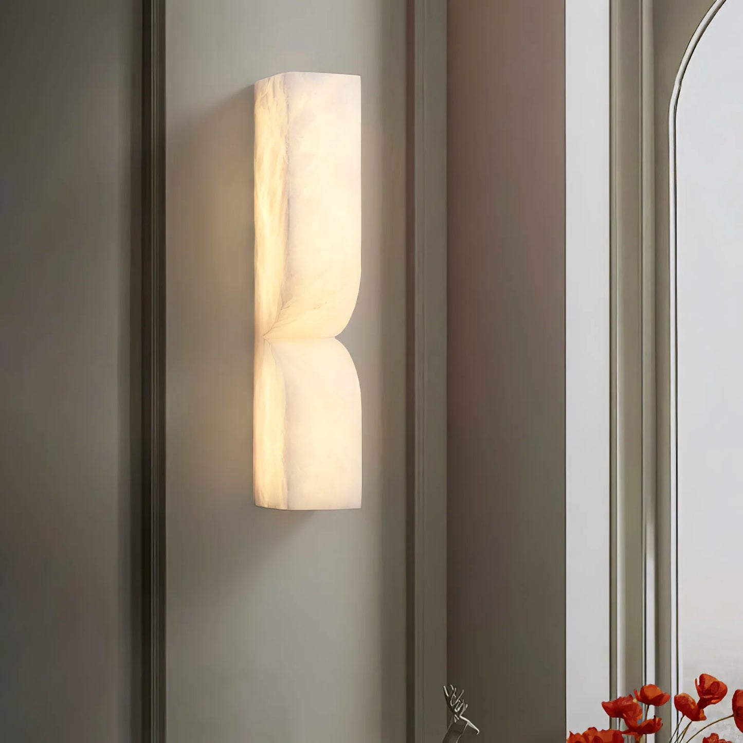 Alabaster Essence Wall Sconce - Nuvé