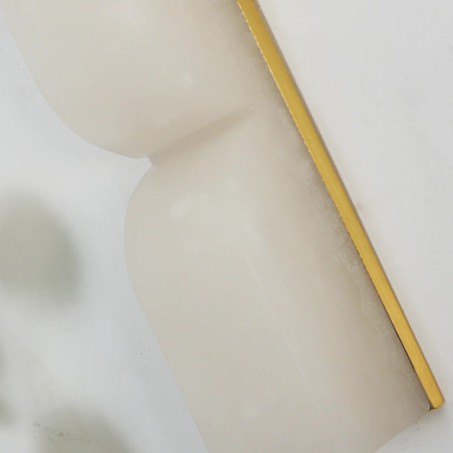 Alabaster Essence Wall Sconce - Nuvé