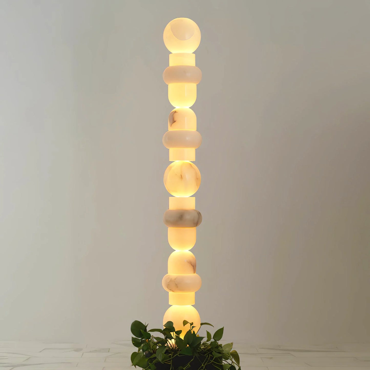 Alabaster Floor Lamp - Nuvé