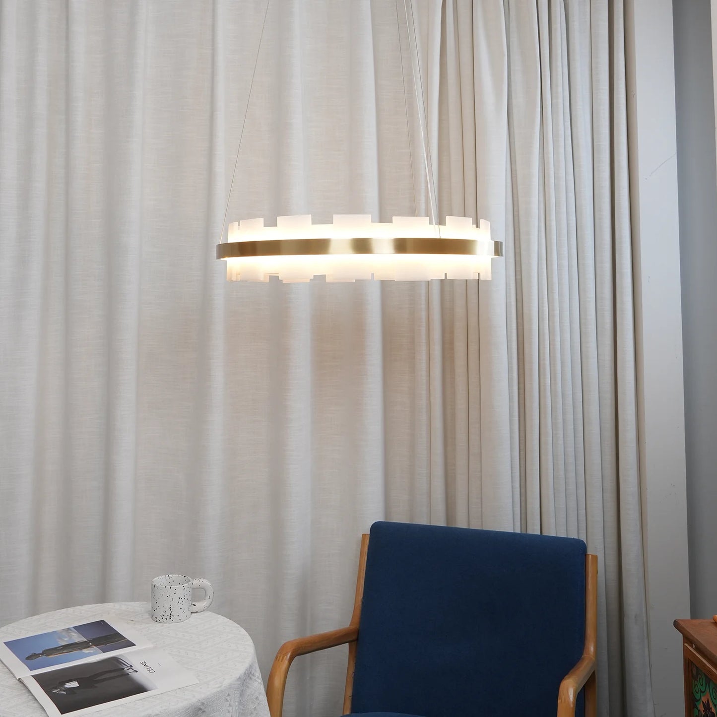 Alabaster Halo Brass Chandelier - Nuvé