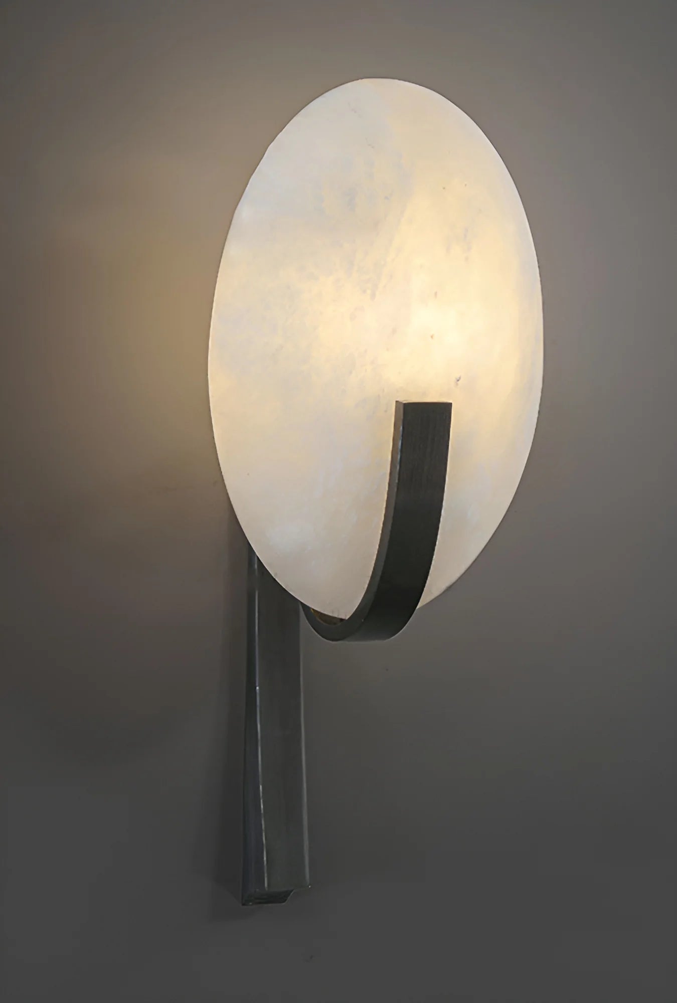 Alabaster Applique Alice Wall Lamp - Nuvé