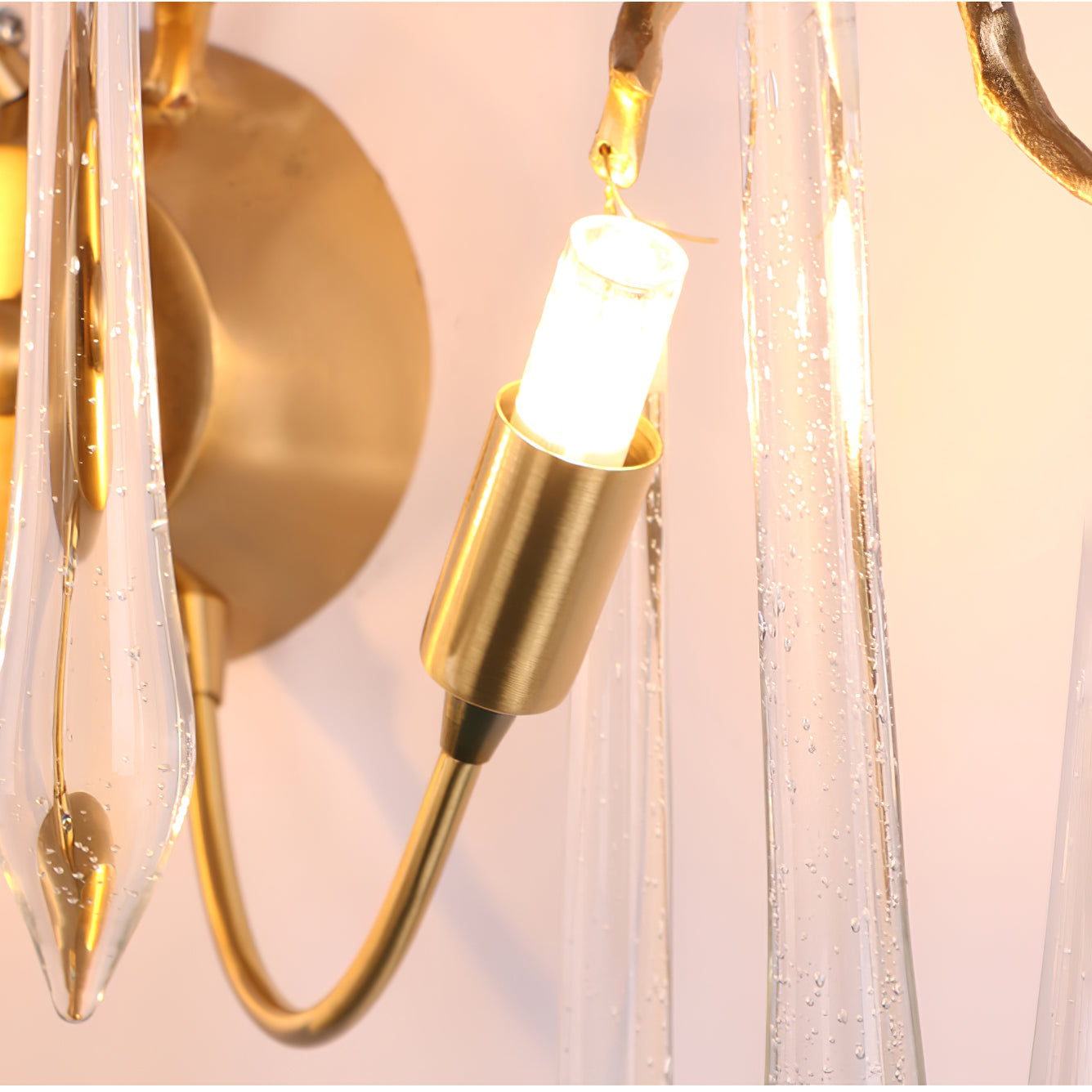 Aqua Salix Crystal Wall Lamp - Nuvé