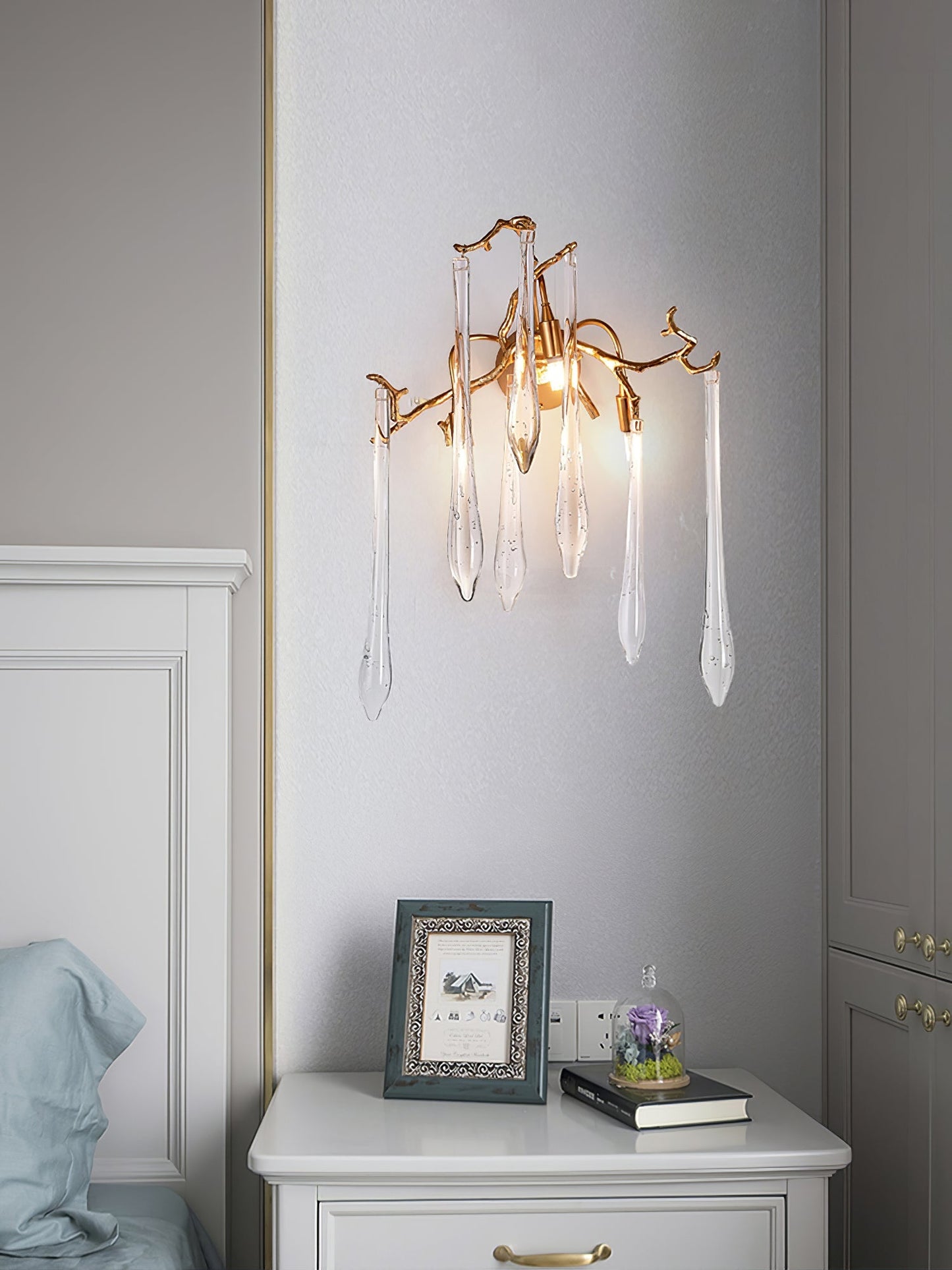 Aqua Salix Crystal Wall Lamp - Nuvé