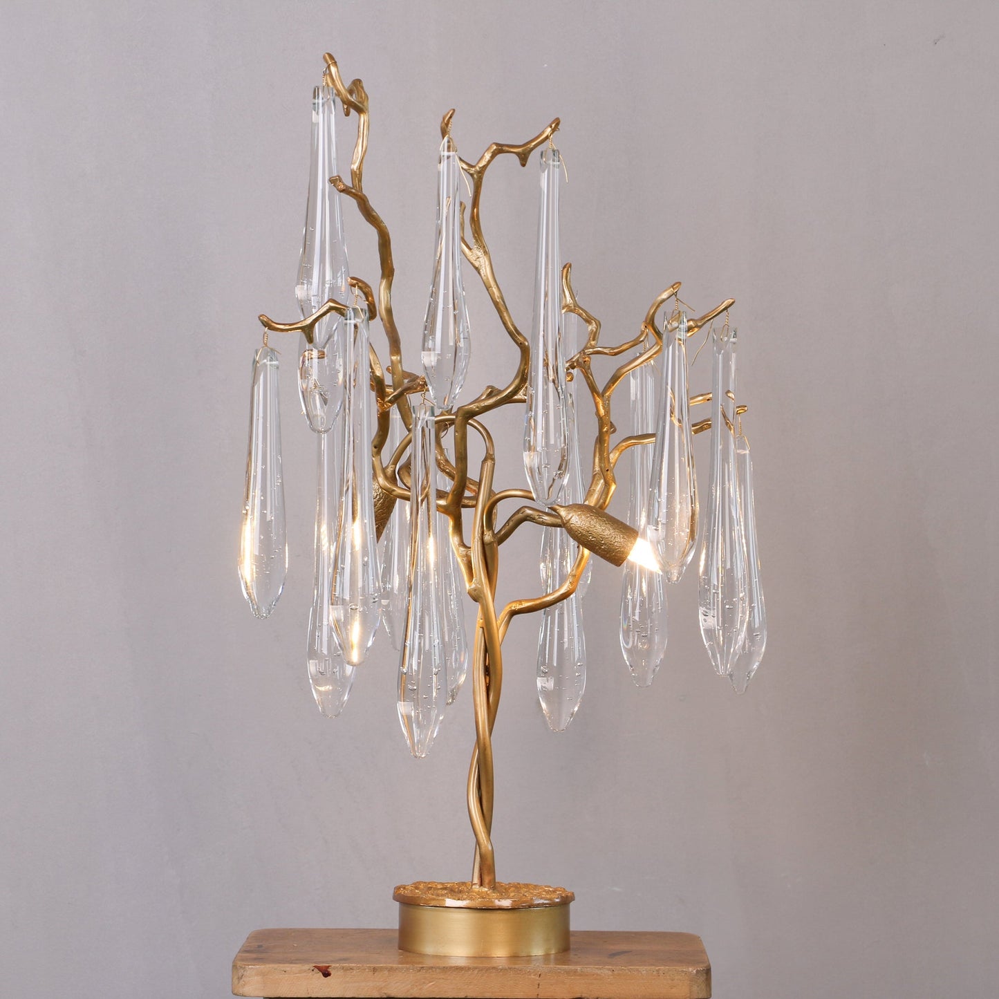 Aqua Willow Table Lamp - Nuvé
