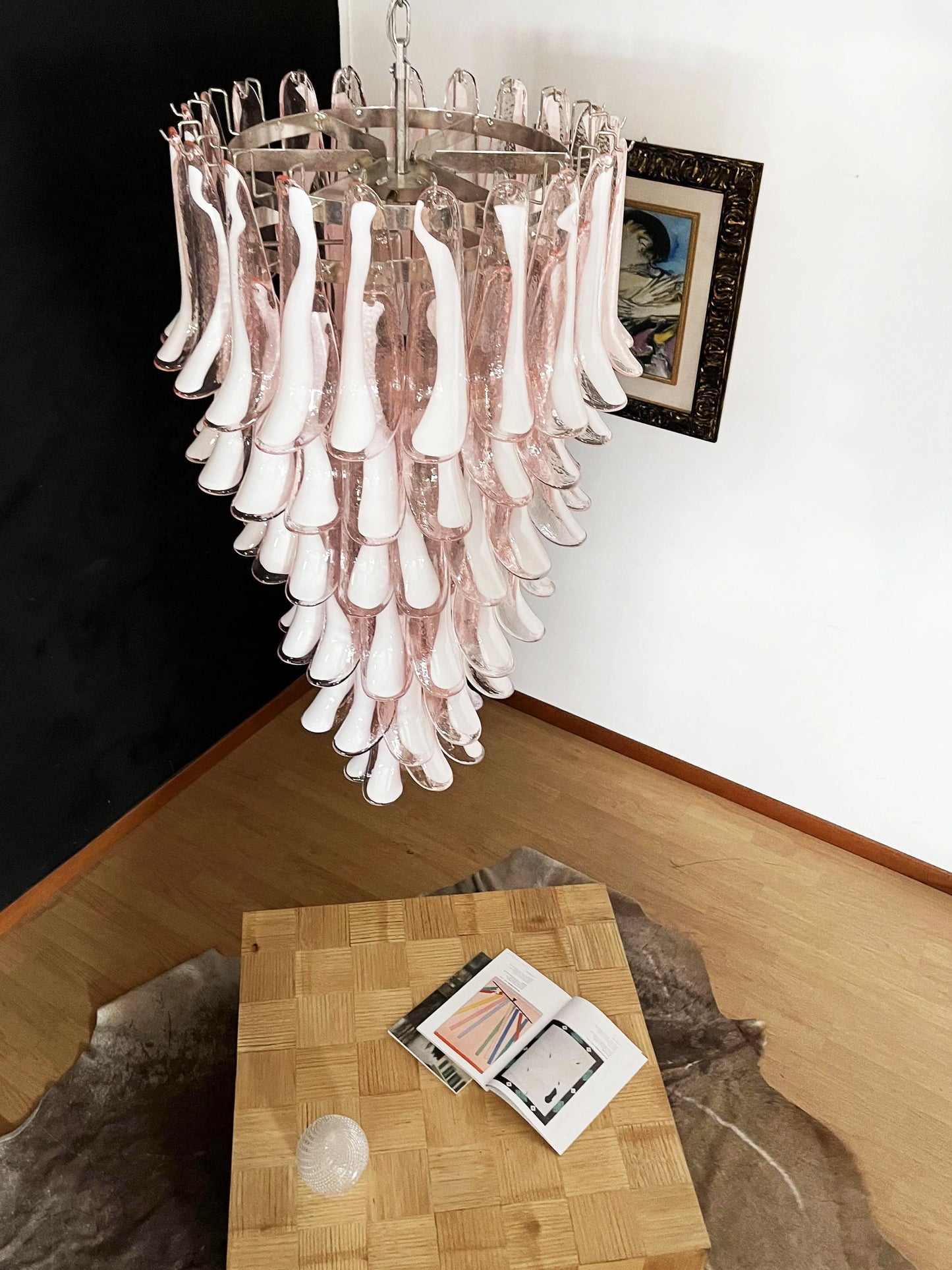 Petals Spiral Murano Pink Chandelier - Nuvé