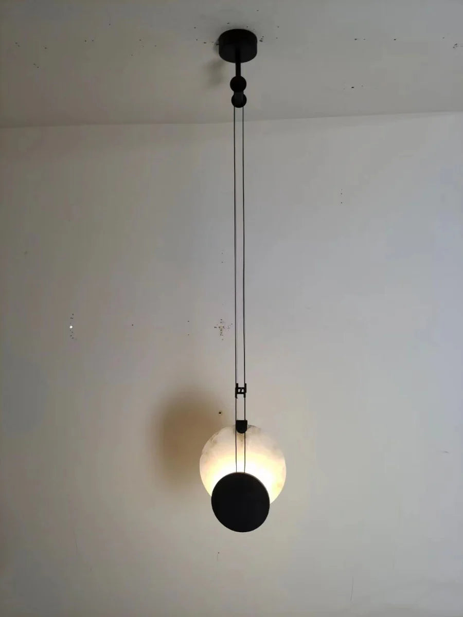 Black Paint Iron Disc Marble Pendant Lamp - Nuvé