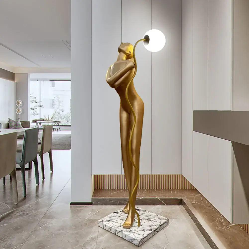 Body Art Venus Sculpture Floor Lamp - Nuvé