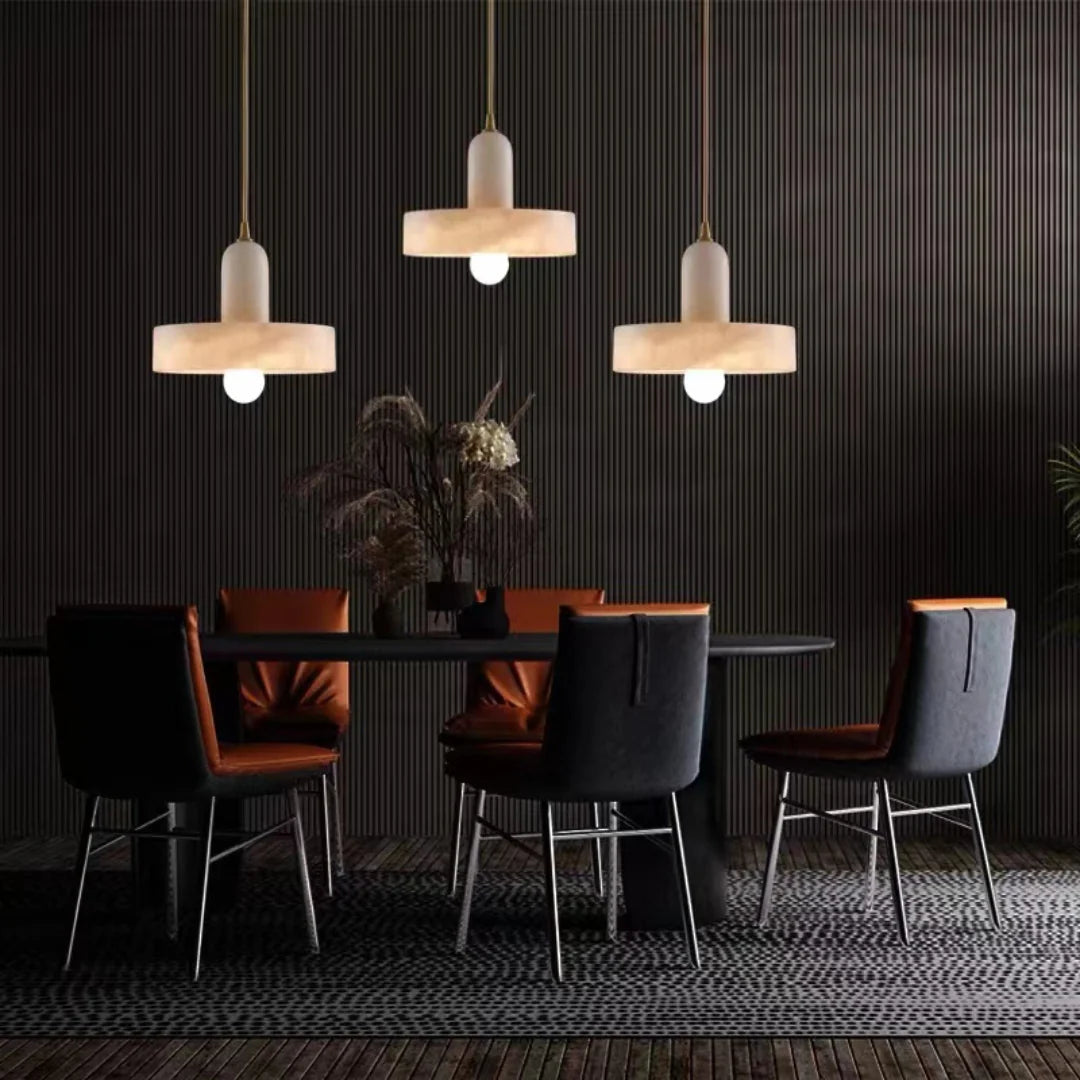 Carrara Alabaster Pendant Lamp - Nuvé