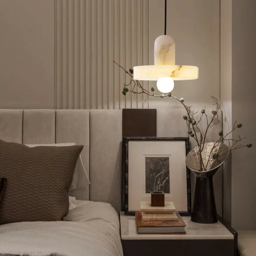 Carrara Alabaster Pendant Lamp - Nuvé