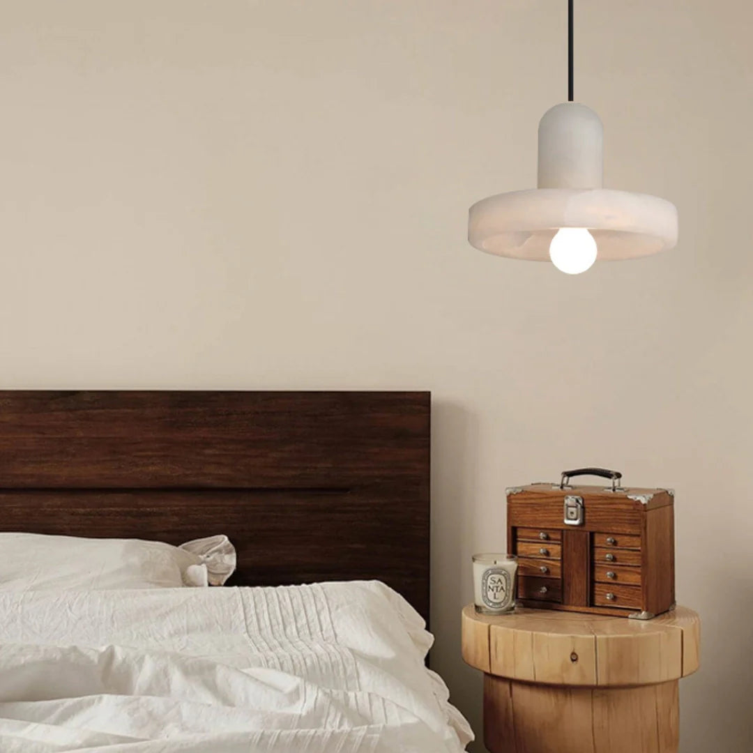 Carrara Alabaster Pendant Lamp - Nuvé