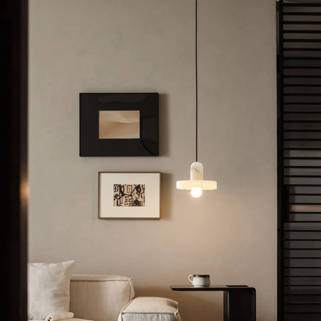 Carrara Alabaster Pendant Lamp - Nuvé
