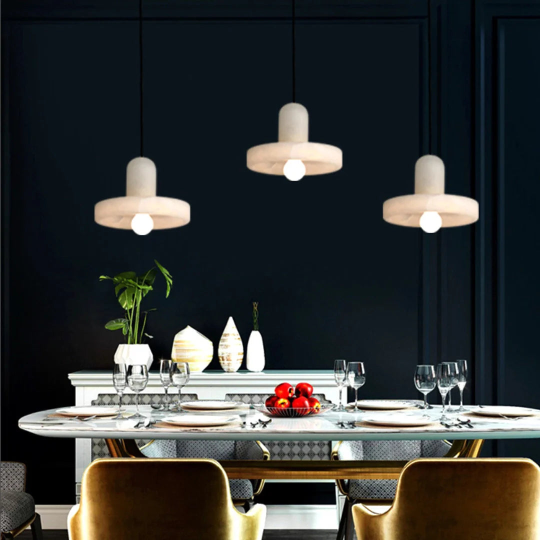 Carrara Alabaster Pendant Lamp - Nuvé