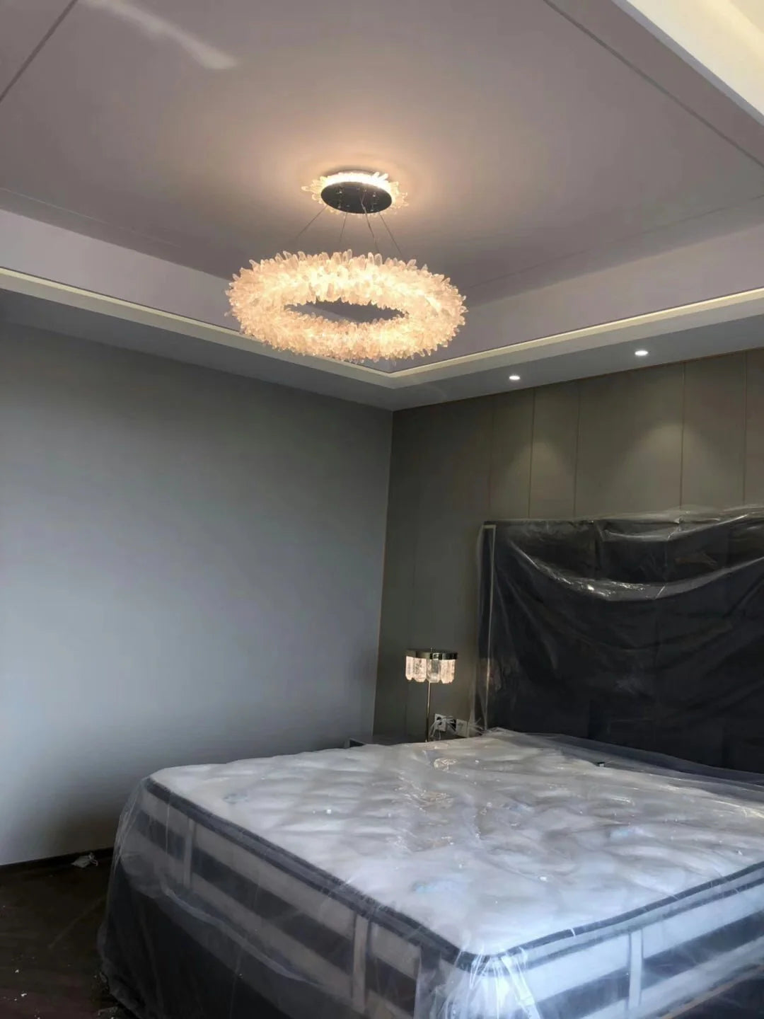Crystal Brass Round Chandelier - Nuvé