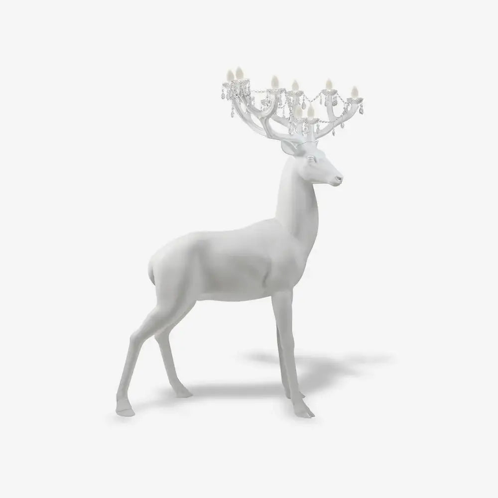 Deer Sculpture Floor Lamp - Nuvé