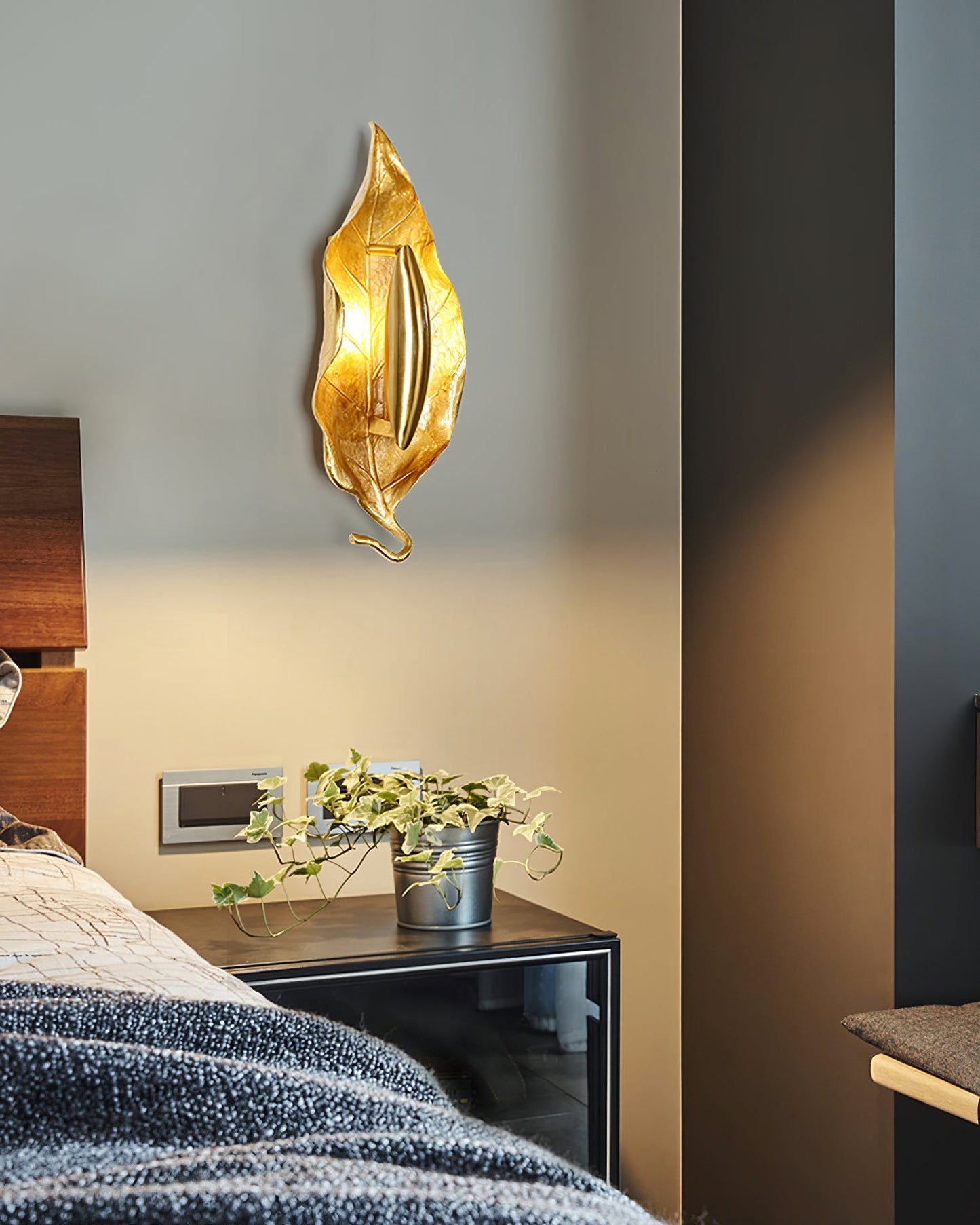 Dumaine Wall Lamp - Nuvé