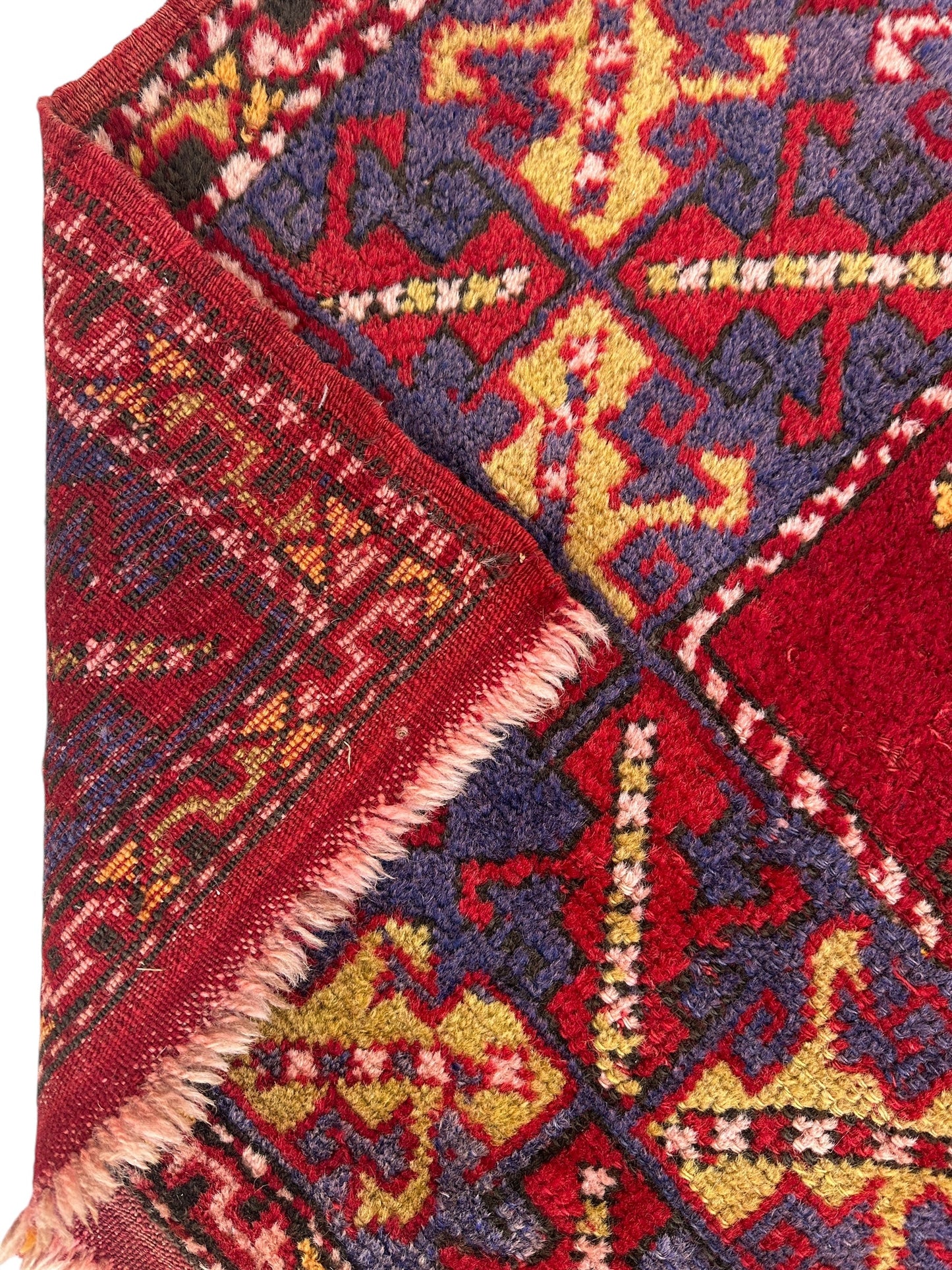 Dezgiri Anatolian Tribal Wool Rug – 5’x8’– Hand-Knotted Red Medallion Rug with Geometric Motifs - Nuvé