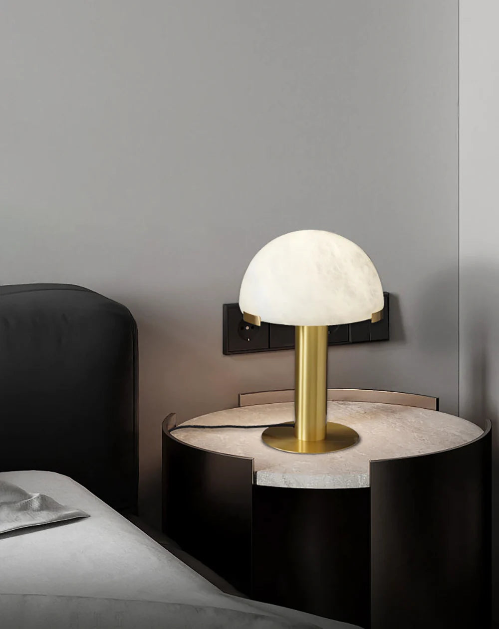 Elegance Alabaster Table Lamp - Nuvé