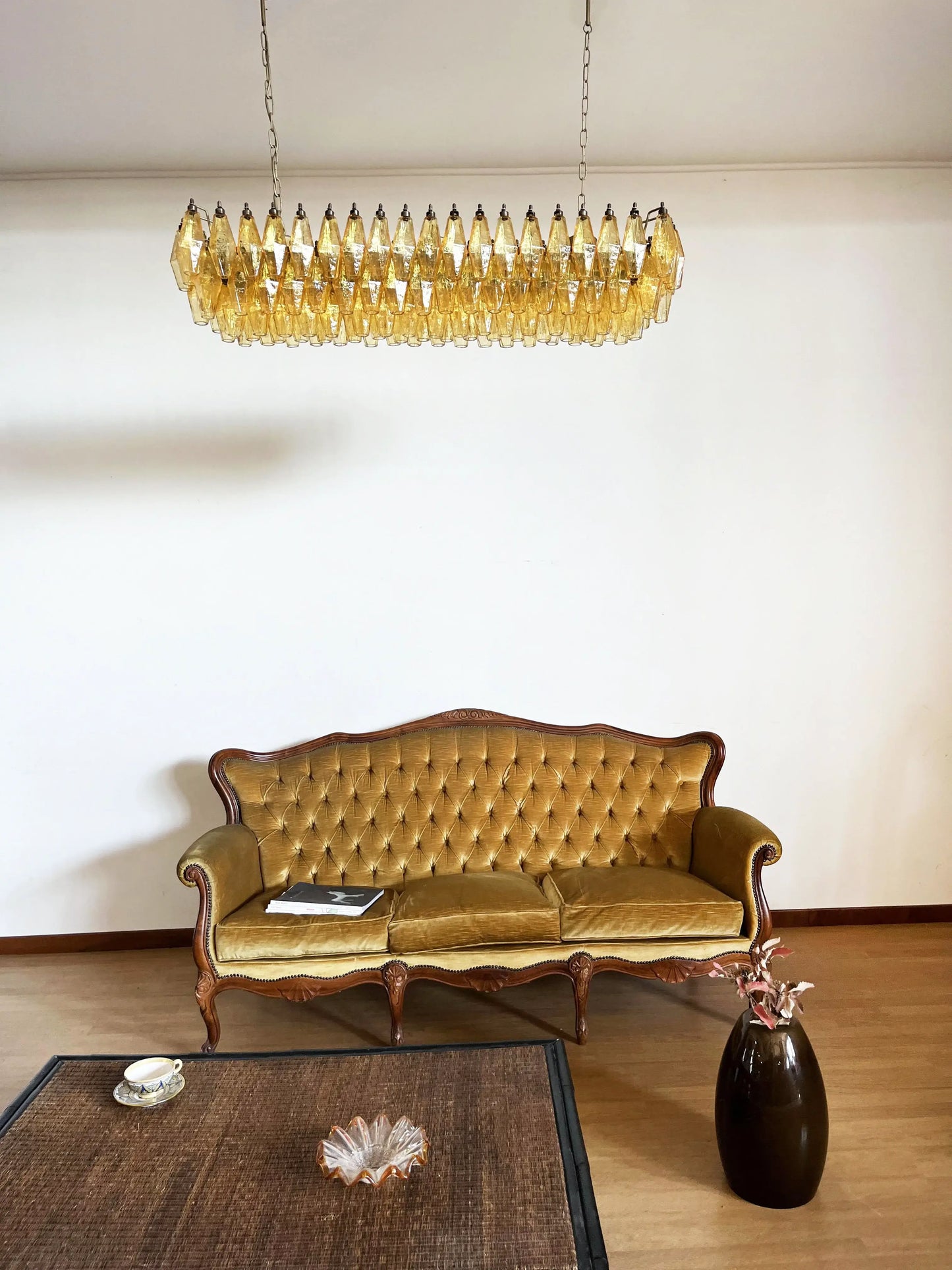 Elegant Amber Murano Poliedri Chandelier - Nuvé
