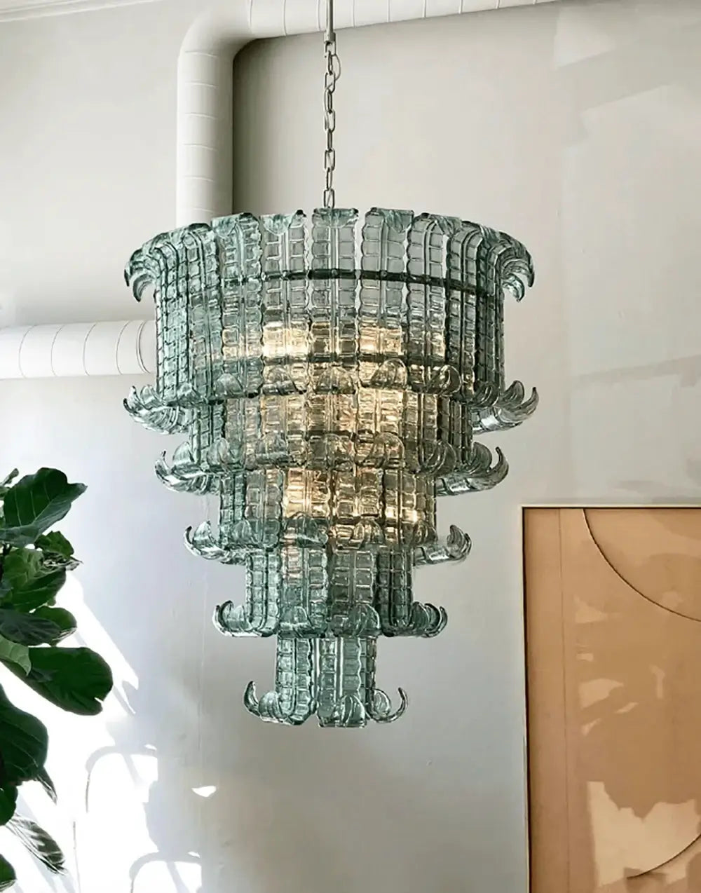 Elegant Leaf-Shaped Murano Glass Chandelier - Nuvé