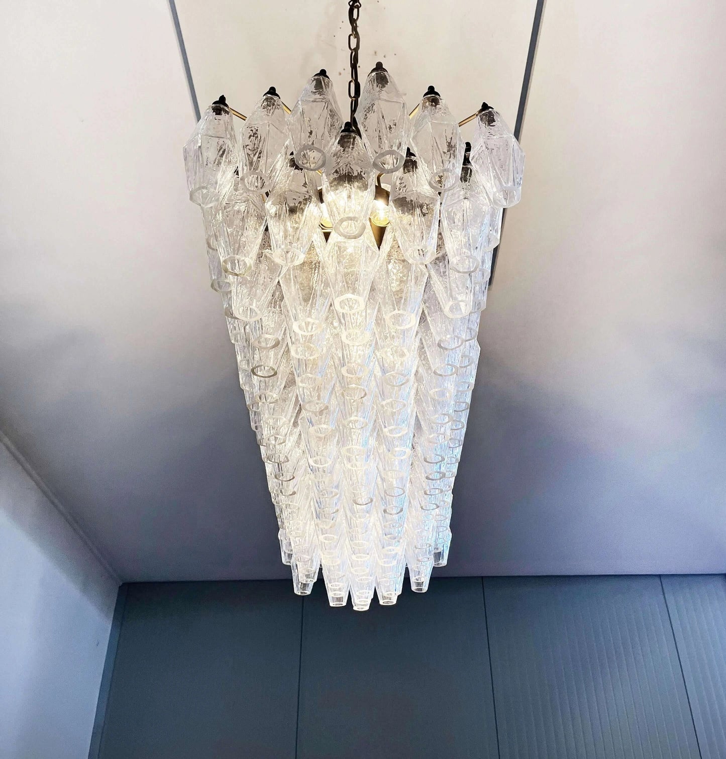 Elegant Transparent Murano Poliedri Chandelier - Nuvé