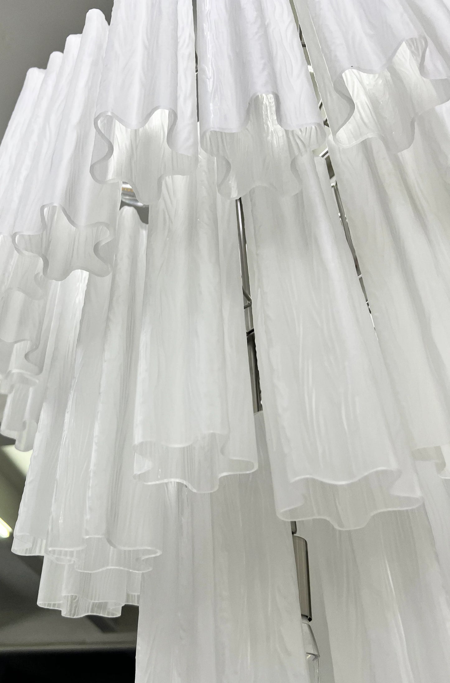 Elegant White Murano Glass Tube Chandelier - Nuvé