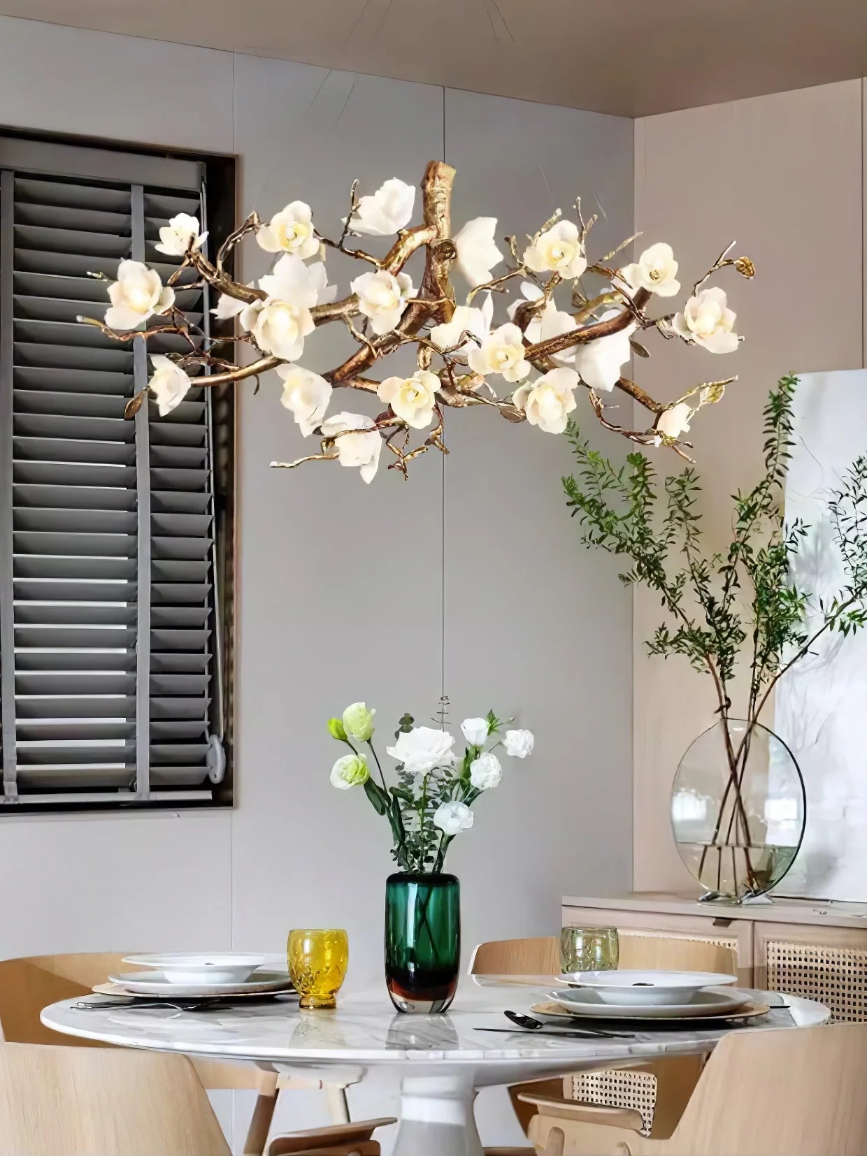 Flower Bloom Branch Brass Chandelier - Nuvé