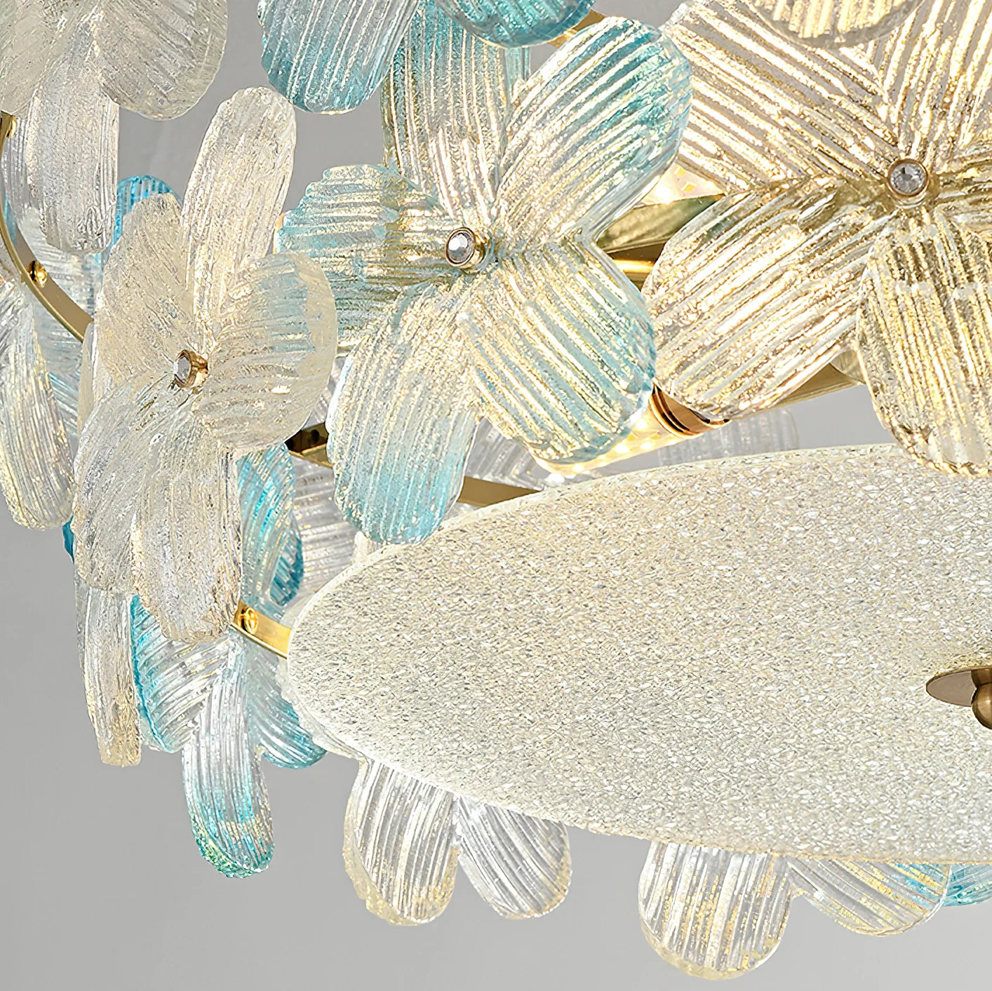Flower Cluster Frosted Glass Ceiling Lamp - Nuvé
