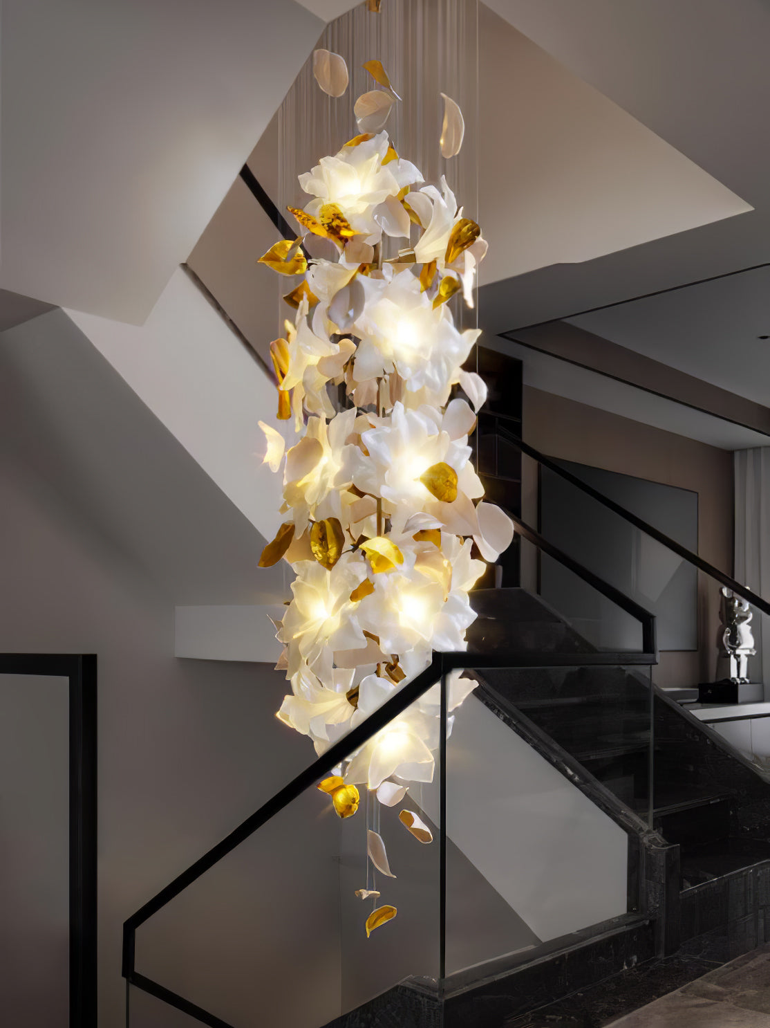 Flying Flowers Fluttering Chandelier - Nuvé