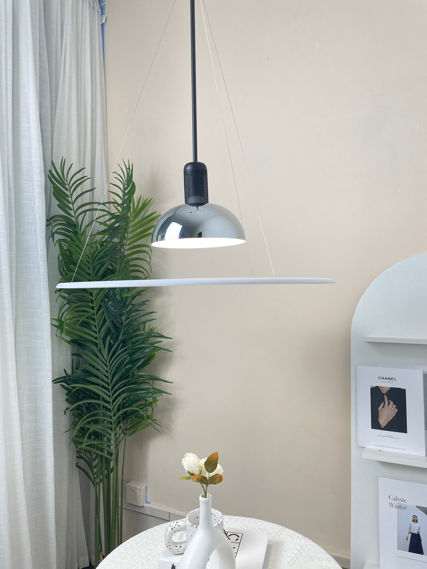Acrylic Frisbi Pendant Light - Nuvé