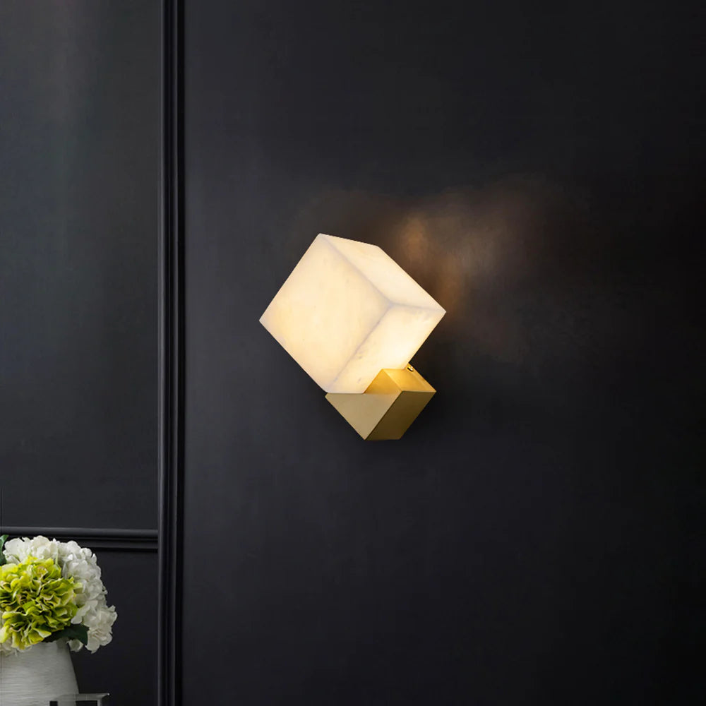 Alabaster Gatsby Wall Sconce - Nuvé
