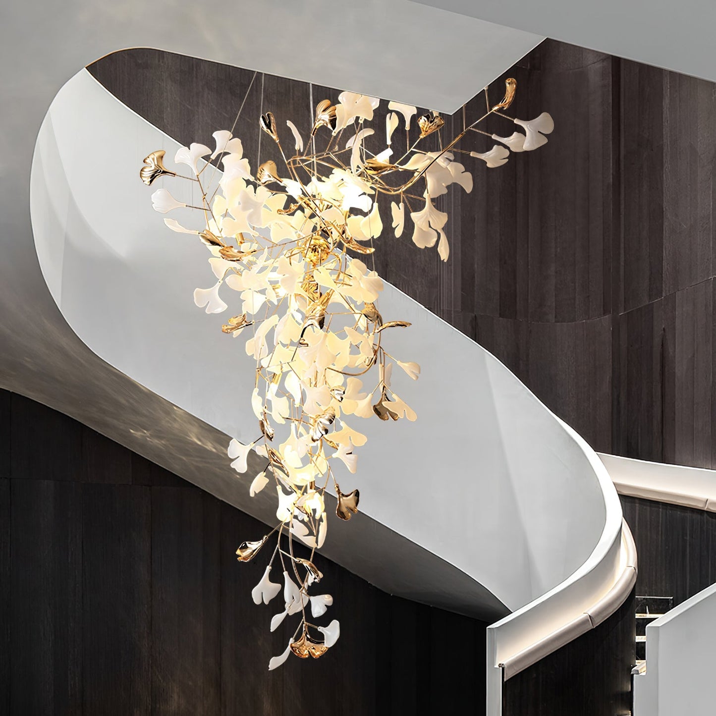 Ginkgo Tip Tlying Chandelier - Nuvé