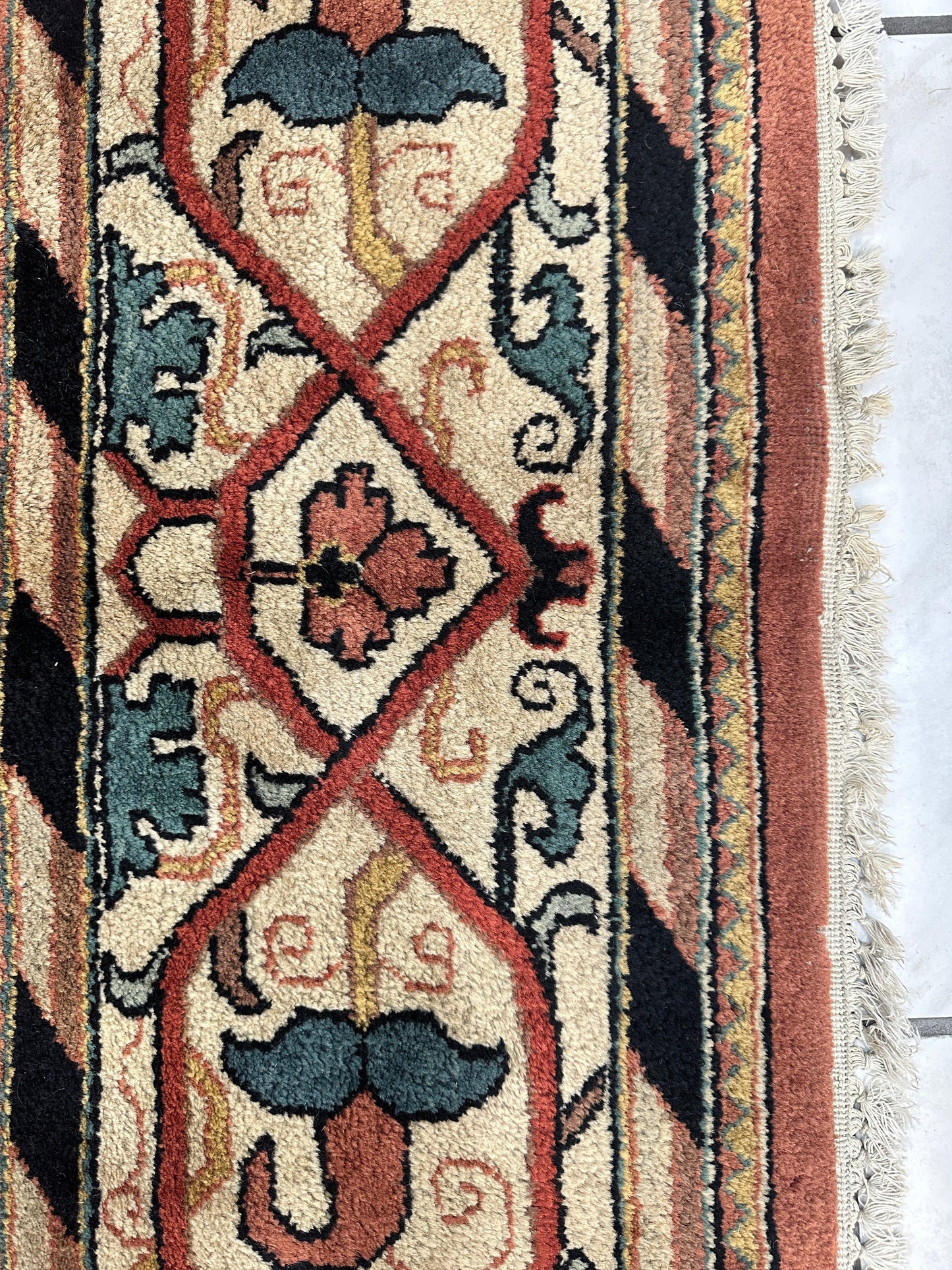 William Morris Hand-Knotted Wool Luxury Handmade Rug - 7'10" x 9'10" - Nuvé