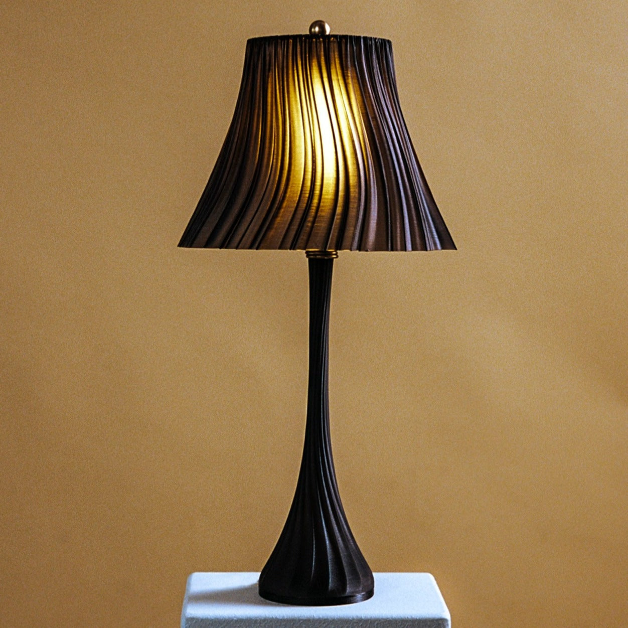 Pleat Lamp - Nuvé