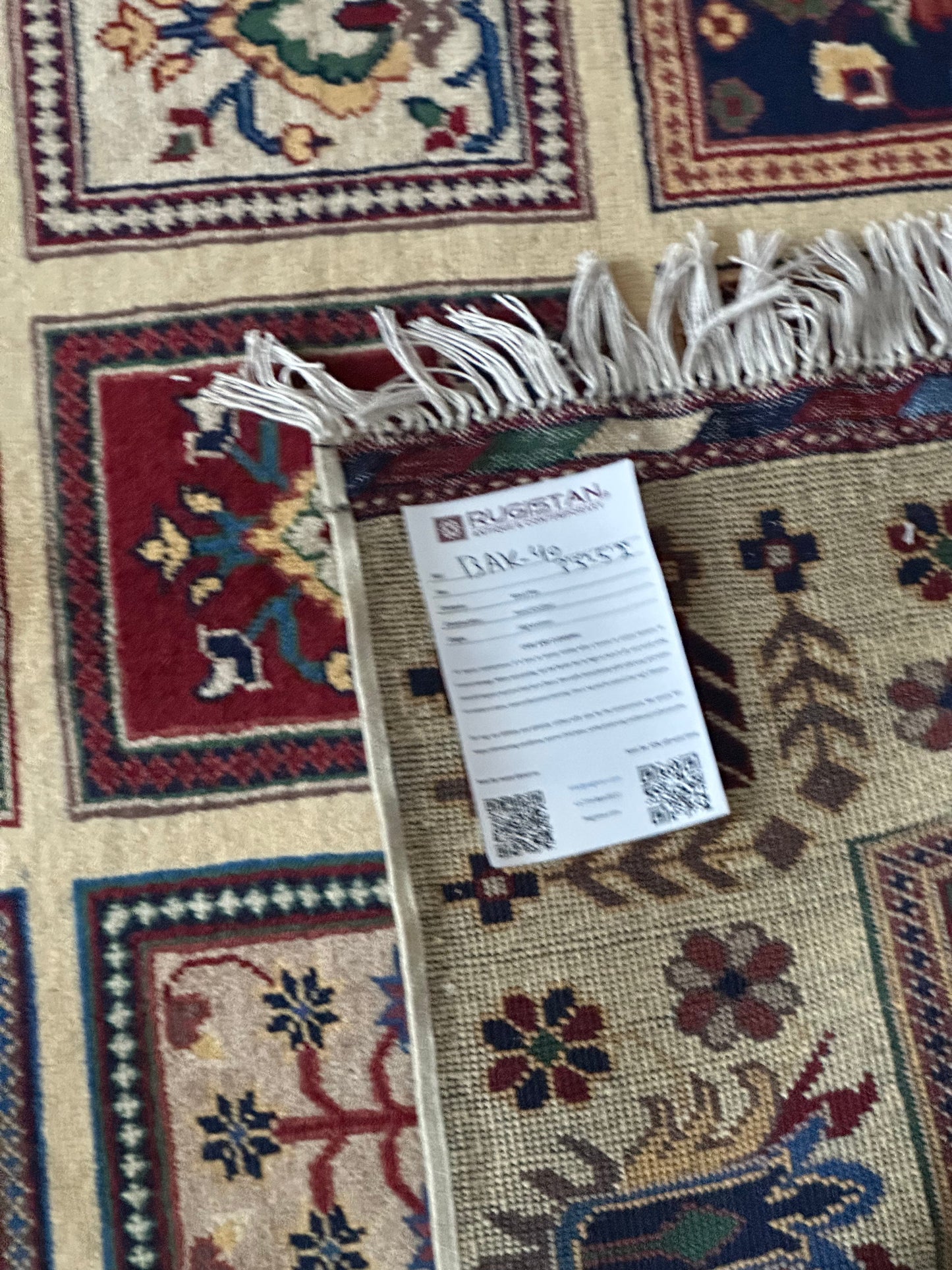 Hand-Knotted Afghani Bakhteiari Wool Rug – 3’5″ x 5’1″ - Nuvé