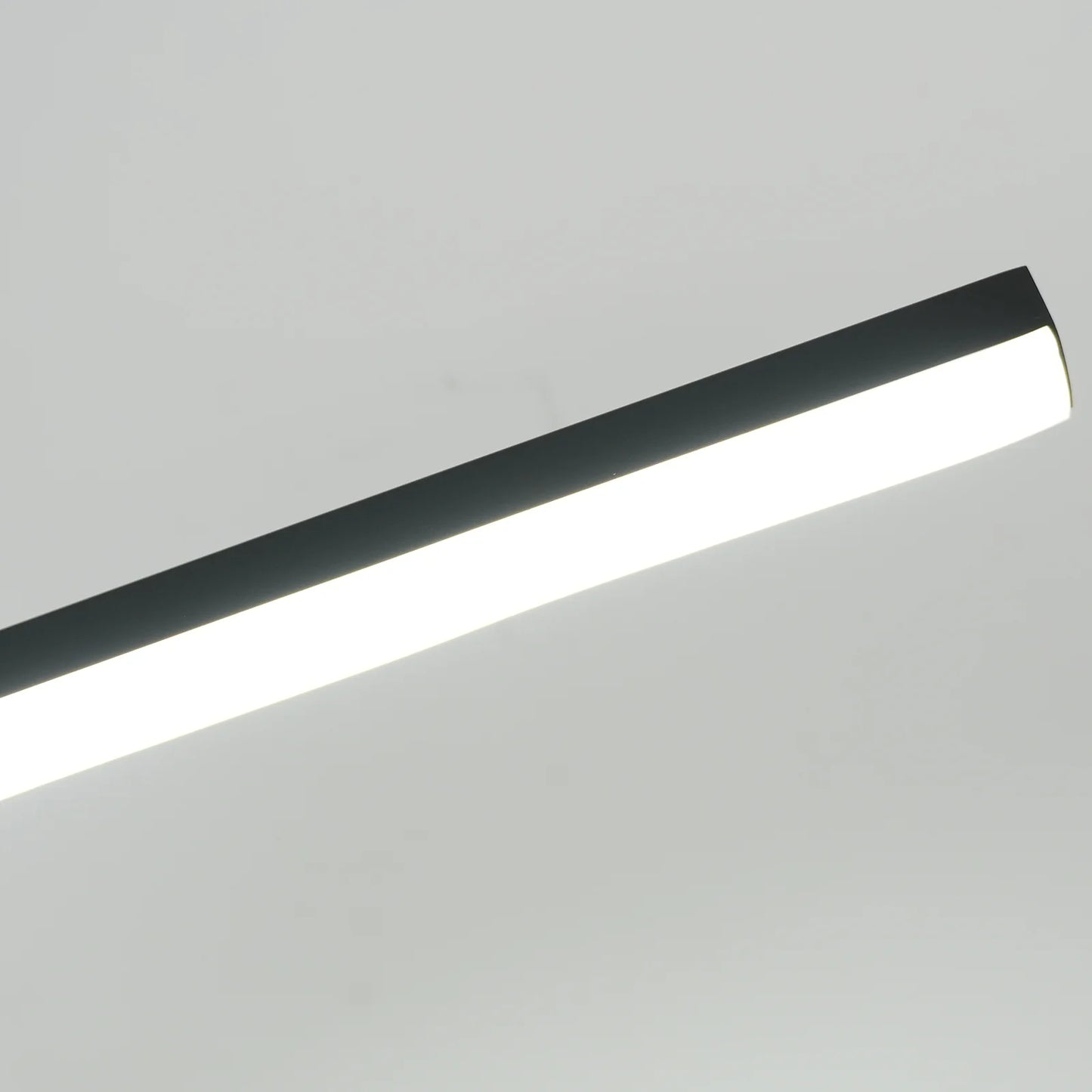 Linear Bathroom Wall Light - Nuvé