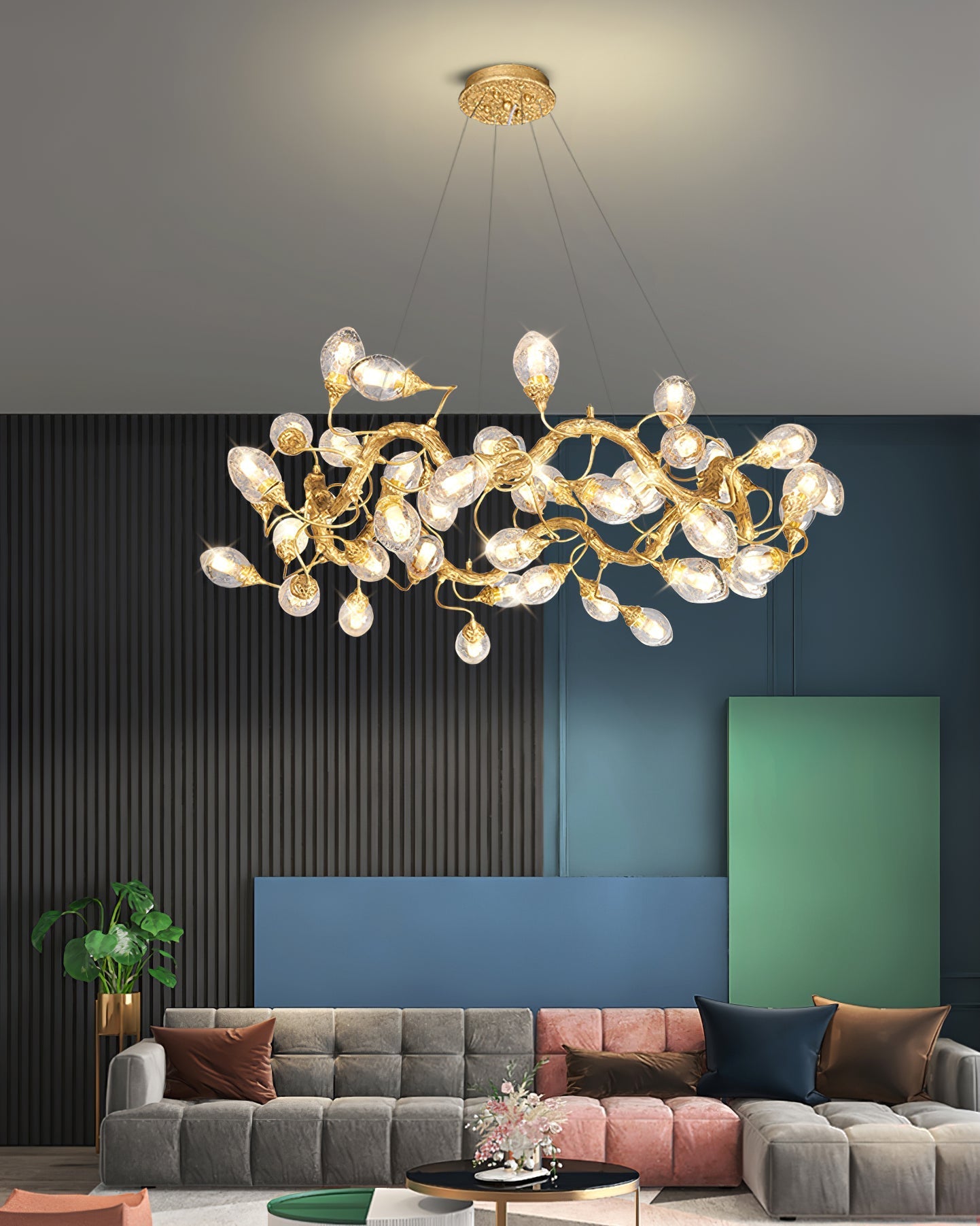 Lotus Brass Chandeliers - Nuvé