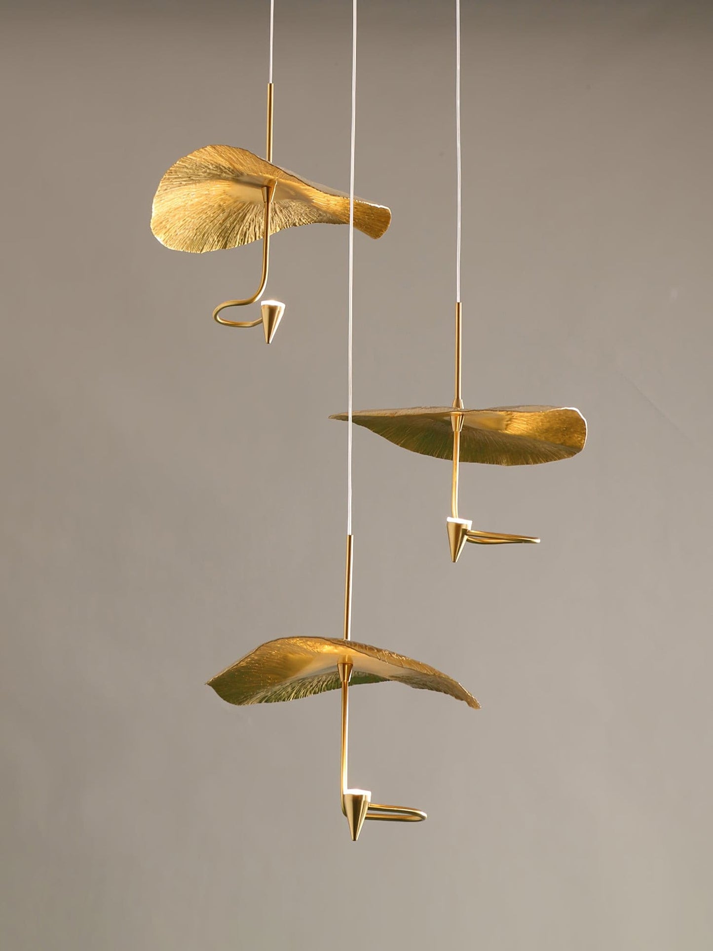 Lotus Leaf Chandelier - Nuvé