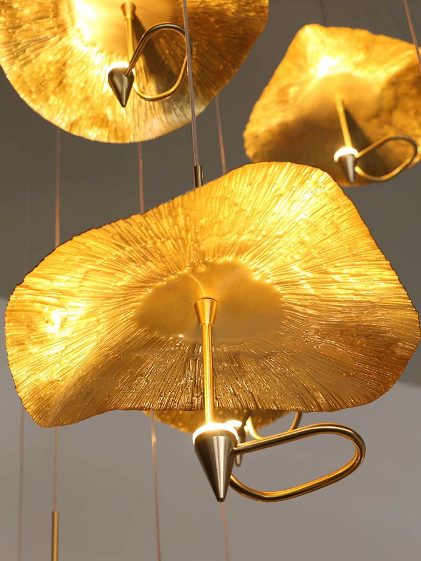 Lotus Leaf Chandelier - Nuvé